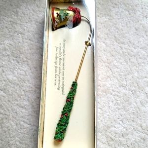 Boston Warehouse Holiday Candle Snuffer